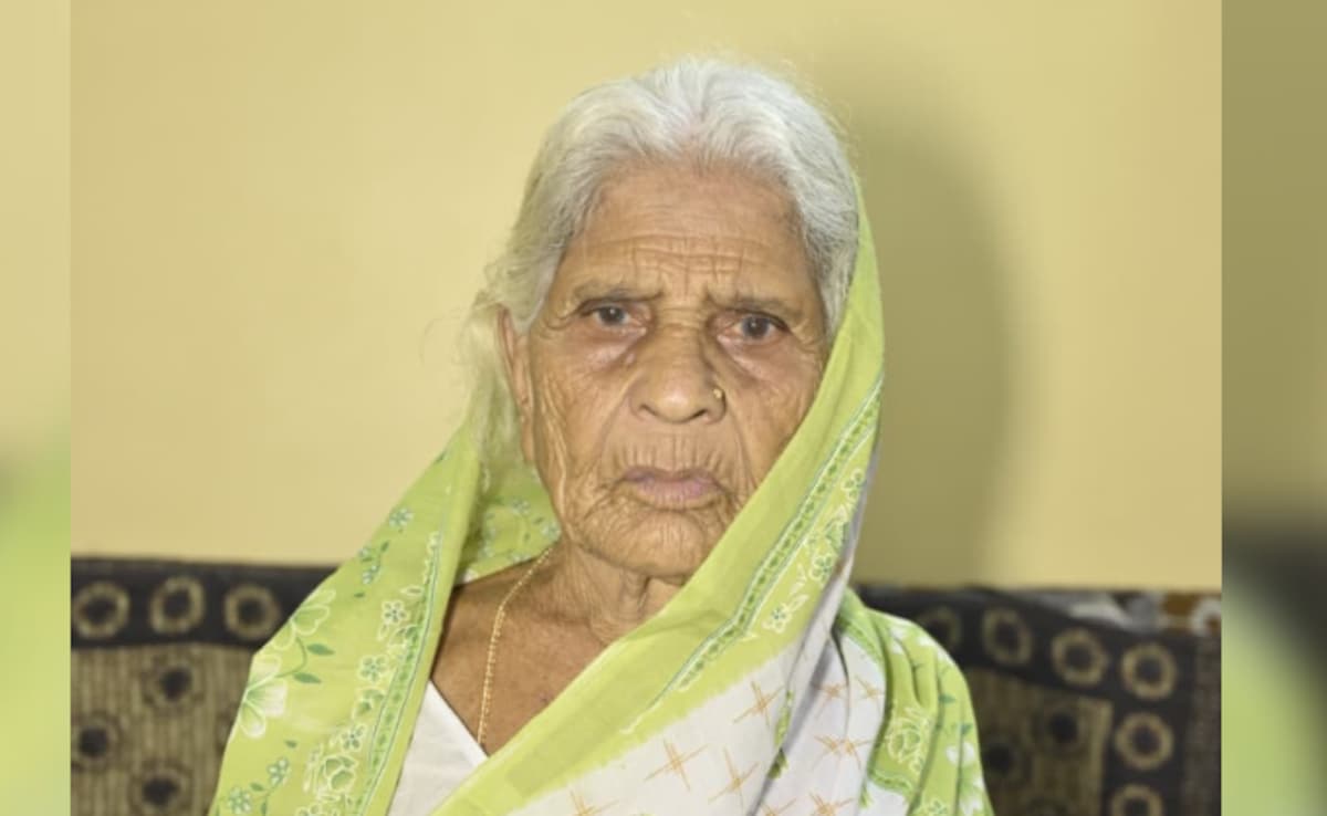 Mourners Go For Funeral Of 103-Year-Old, Return After Eating Birthday Cake