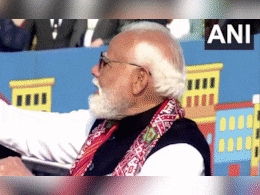 साबरमती रिवरफ्रंट पर दिखी भारत-जर्मनी की दोस्ती, मोदी-मर्ज़ ने साथ उड़ाई पतंग, देखिए VIDEO