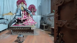 Jaipur: पारा गिरा तो ठाकुरजी के सामने लगाया हीटर, ओढ़ाया कंबल; डाइट और शेड्यूल में भी हुआ बदलाव
