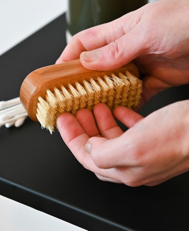 8 Tips To Care For Nails