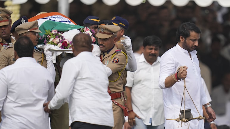 Ajit Pawar Cremated With Full State Honours, Parth and Jay Light Their Father's Funeral Pyre | Watch