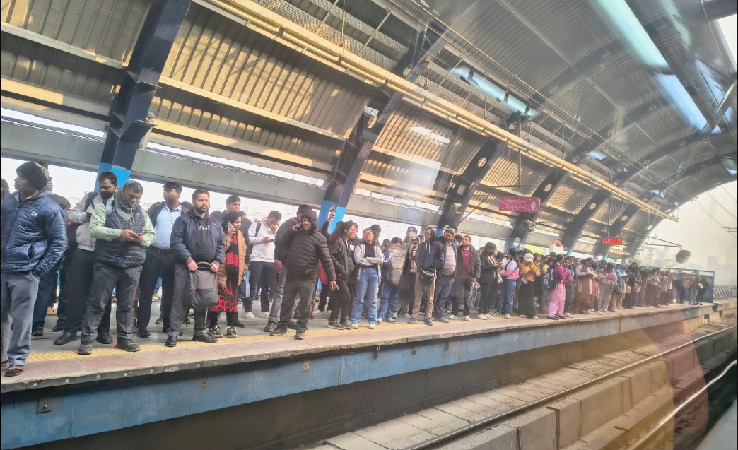 दिल्ली मेट्रो की ब्लू लाइन में दिक्कत, द्वारका से जनकपुरी वेस्ट लाइन सेवाओं में देरी