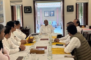 NCP News: विलिनीकरणाचा प्लॅन, 12 फेब्रुवारीला होणार होती घोषणा? शरद पवार-अजितदादांच्या बैठकीचा VIDEO समोर