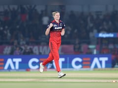 RCB vs DC LIVE Score, WPL 2026 Final: लिजेल ली-शेफाली ने दिलाई दिल्ली को तेज शुरुआत, RCB की नजर विकेट पर