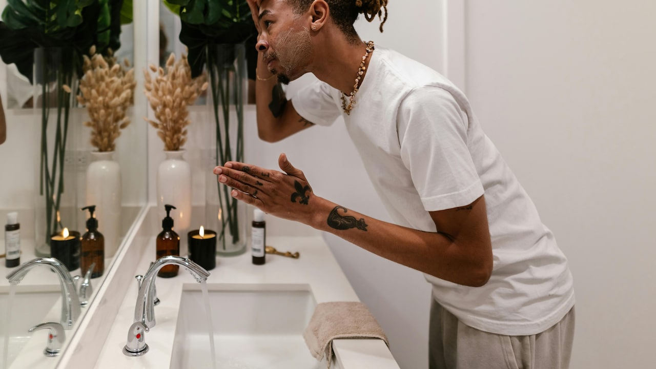 Strip your face off dirt, oil, and dust with these affordable face washes from Amazon Strip your face off dirt, oil, and dust with these affordable face washes from Amazon