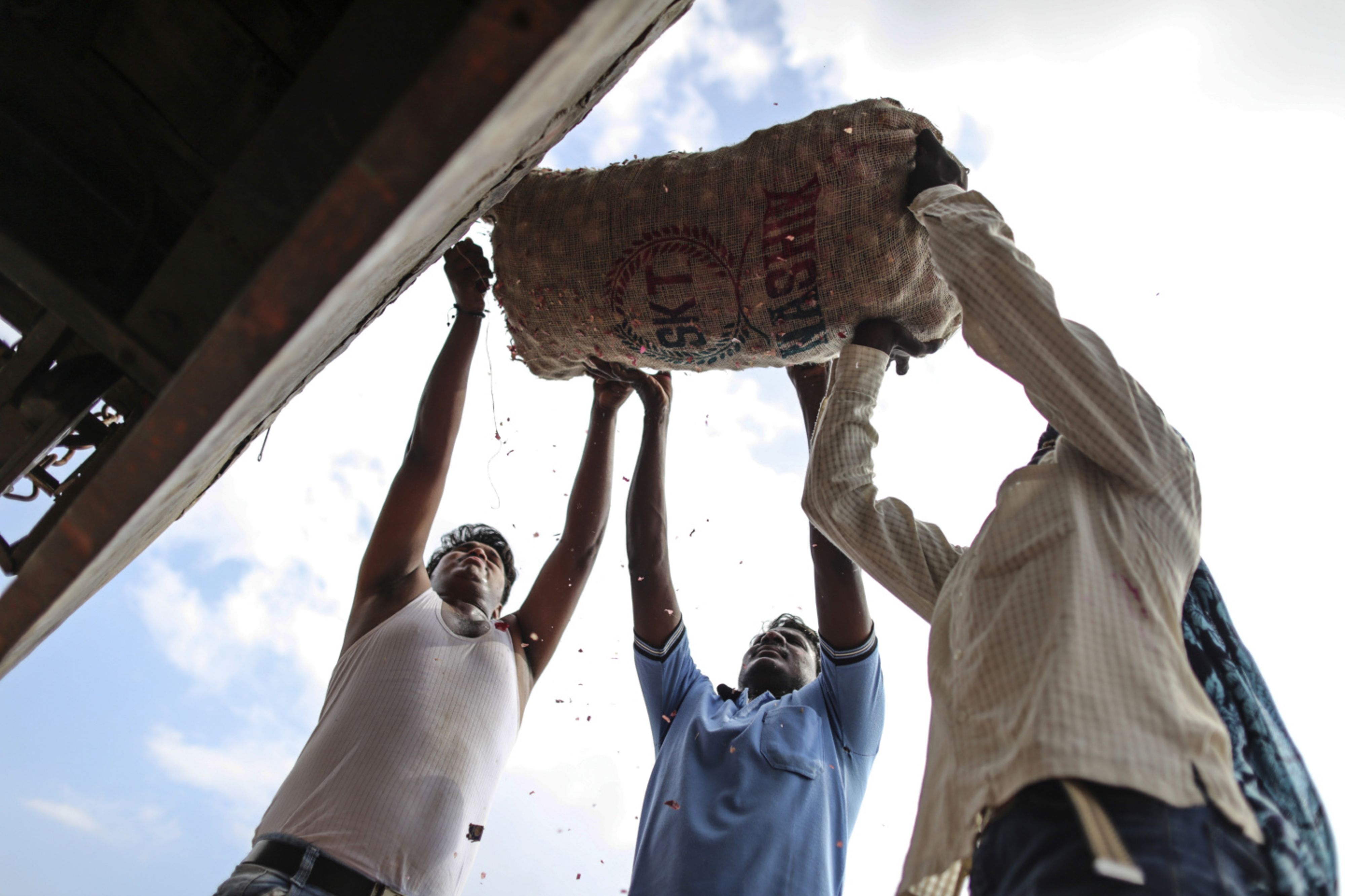 November CPI At 6.93%, WPI At 1.55% As Vegetable Prices Cool: Nirmal Bang
