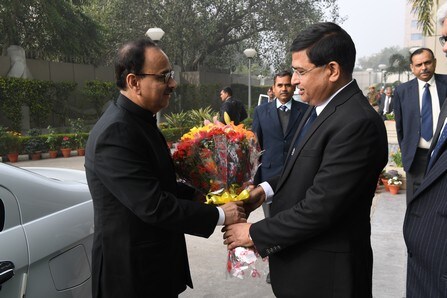 CBI Vs CBI: Asthana&rsquo;s Investigating Officer Offers To Recuse Himself From Probe