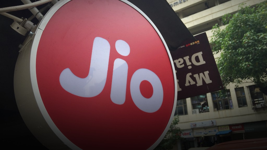 Ambani&rsquo;s Jio Payments Bank Is Now Live