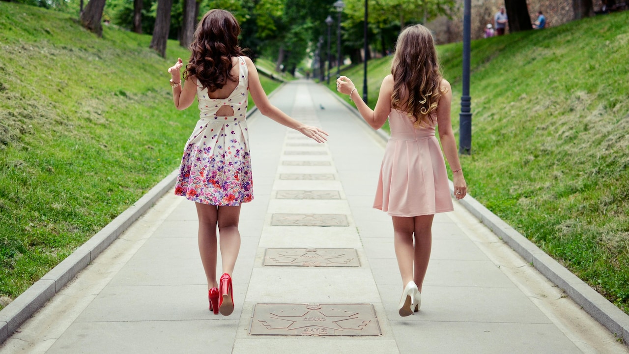 Ten Style Principles That Make Midi Dresses Work Harder