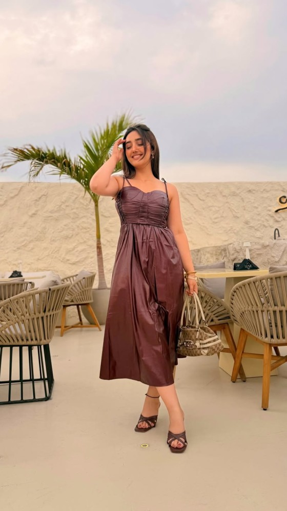 Get Date Ft. Ashnoor Kaur