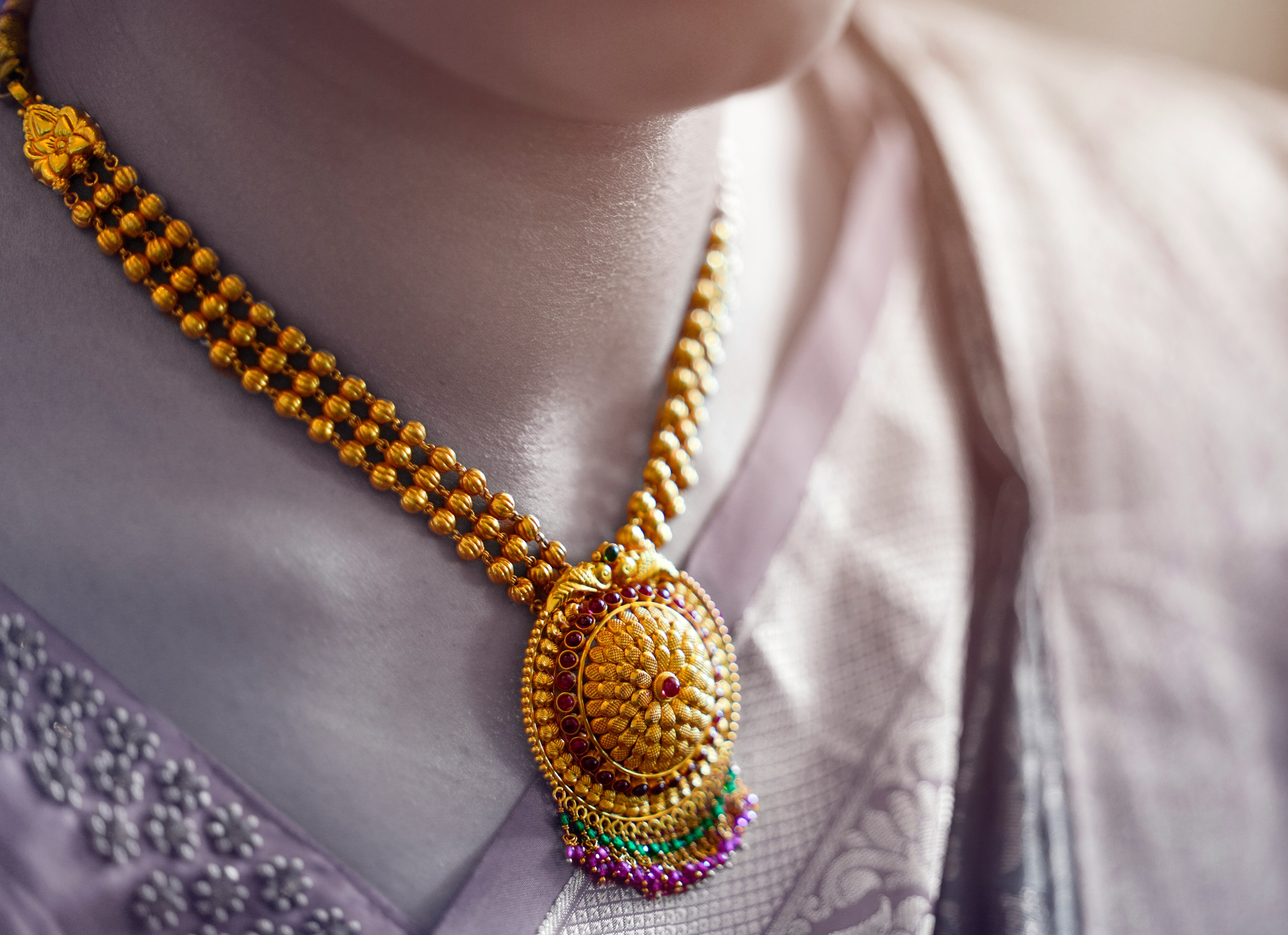 Record Gold Prices Deter Consumers; Jewellery Sales Decline