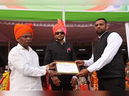 सरकारी टीचर ने दिखाई बहादुरी और तस्करों को करवाया गिरफ्तार, गणतंत्र दिवस पर मिला अवॉर्ड- जानिए पूरी घटना