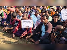 छत्तीसगढ़ के बोरपाल में शव दफनाने पर विवाद, परिवार की &lsquo;घर वापसी&rsquo; के बाद गांव में लौटी शांति