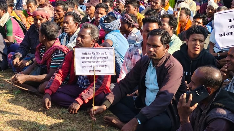 छत्तीसगढ़ के बोरपाल में शव दफनाने पर विवाद, परिवार की &lsquo;घर वापसी&rsquo; के बाद गांव में लौटी शांति