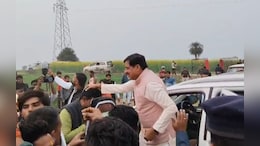मुख्यमंत्री की जनसुनवाई! अशोकनगर में बीजेपी संगठन महामंत्री की मां का जाना हालचाल, कलेक्टर को दिए निर्देश