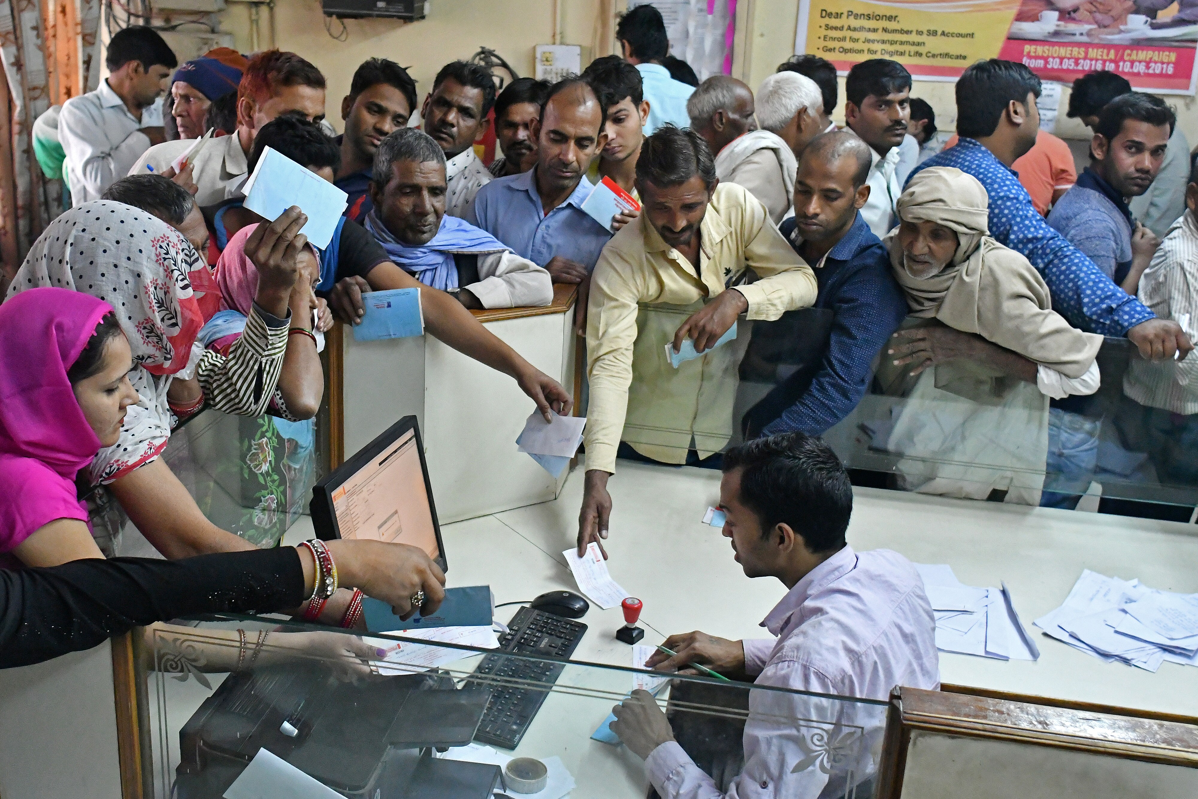 Banks Get Time Till June 30 To Obtain PAN From Account Holders