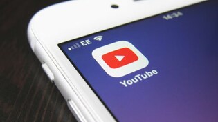 YouTube Shorts से बच्चों का स्क्रीन टाइम कम करने का सबसे आसान और असरदार तरीका
