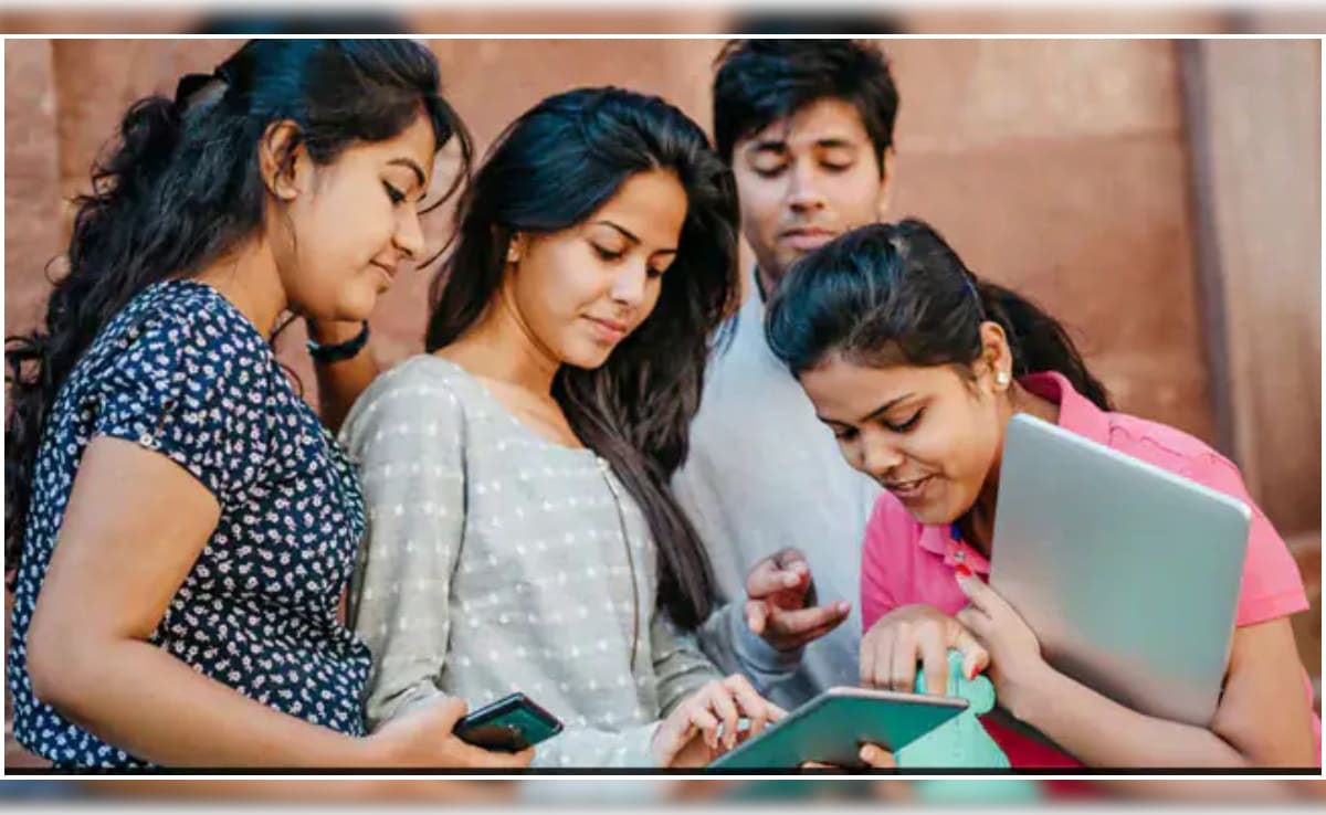 JEE Main टॉपर्स को क्या सीधे IIT में मिल जाएगा एडमिशन? जानें क्या है आगे का प्रोसेस