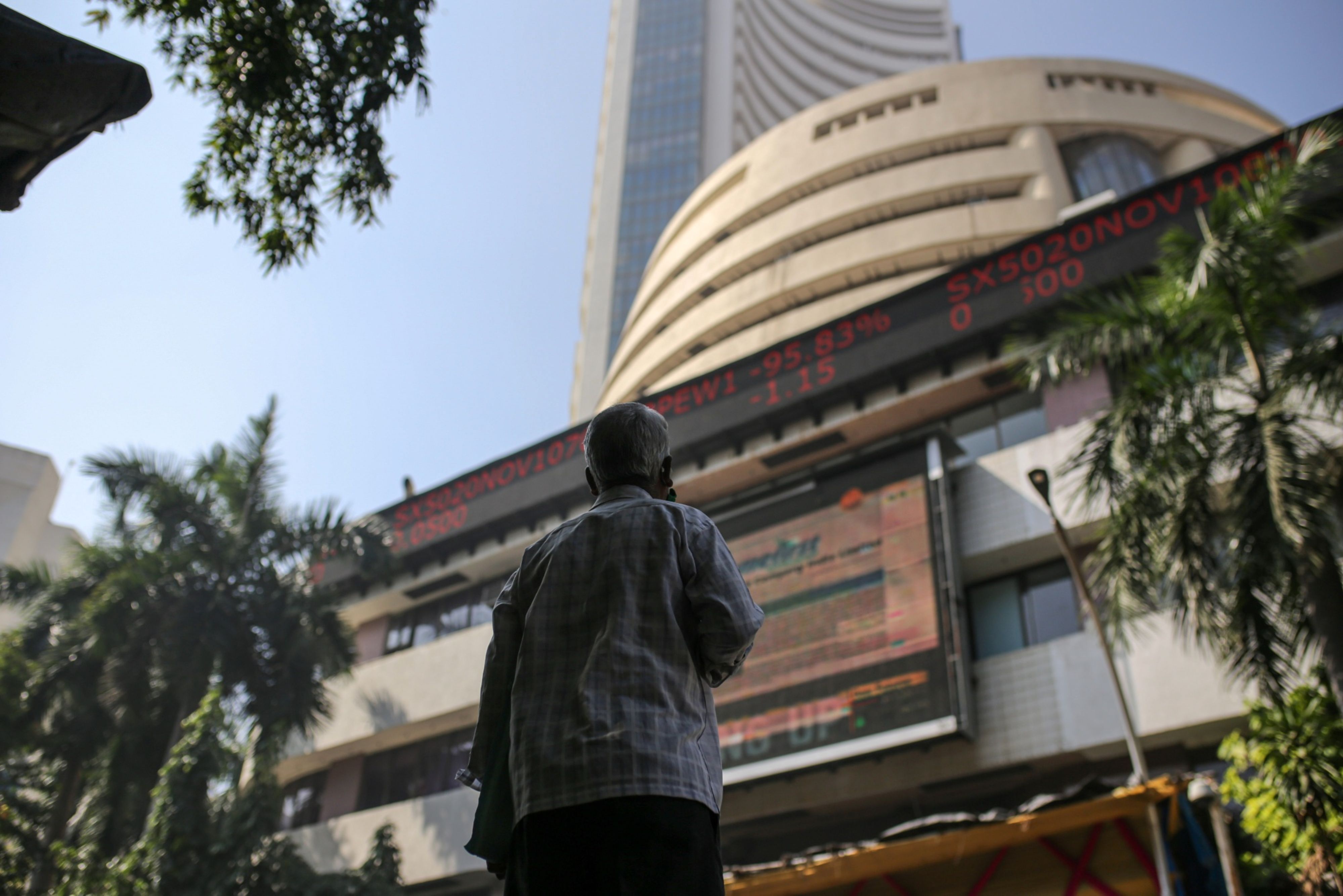 Sensex, Nifty Cap Weekly Gains As RBI Lowers Growth Outlook