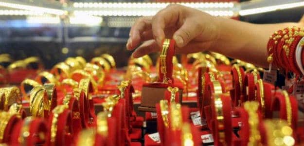 Gold Prices Near 32,500 Rupees As Demand Picks Up