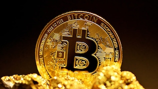 Robinhood, Coinbase, Other Crypto Stocks Rocket Up To 15% On Trump's Clarity Act Push