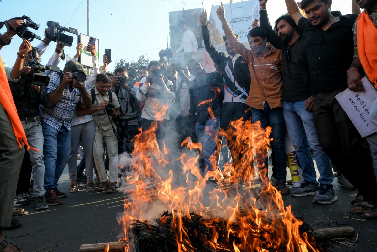 India To Withdraw Diplomats' Families In Bangladesh Amid Security Concerns