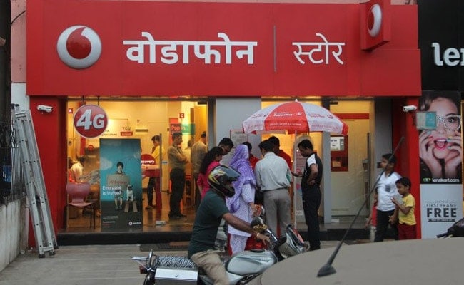 Vodafone Vs Airtel Vs Reliance Jio: Prepaid Recharge Plans Between Rs 200-Rs 500