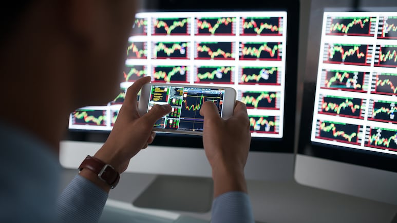 Trade Setup For Aug 12: Nifty Support Slips To 24,350 Amid Hormuz Uncertainty | Key Levels To Watch