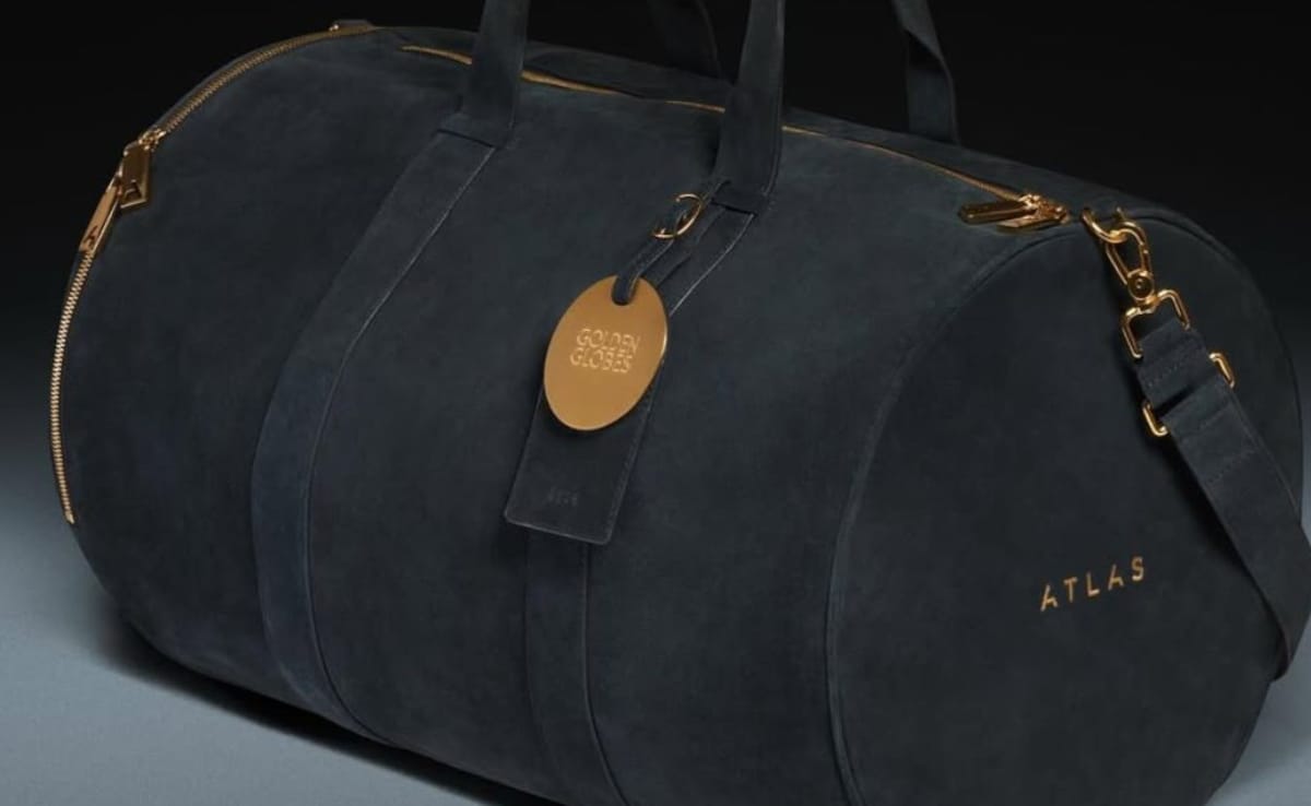 The Golden Globes 2026 gift bag includes assorted experiences, luxurious skincare products, and rare spirits. Photo: Atlas Bespoke/ Instagram 