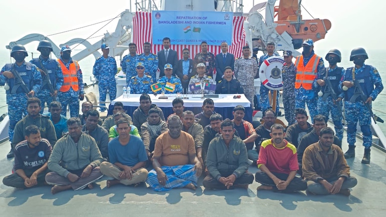 23 Fishermen Detained By Bangladesh Return Home