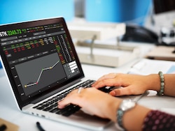 Trade Setup For Jan. 30: Nifty Resistance At 25,500 Ahead Of Budget, Volatility Stays High, Say Analysts