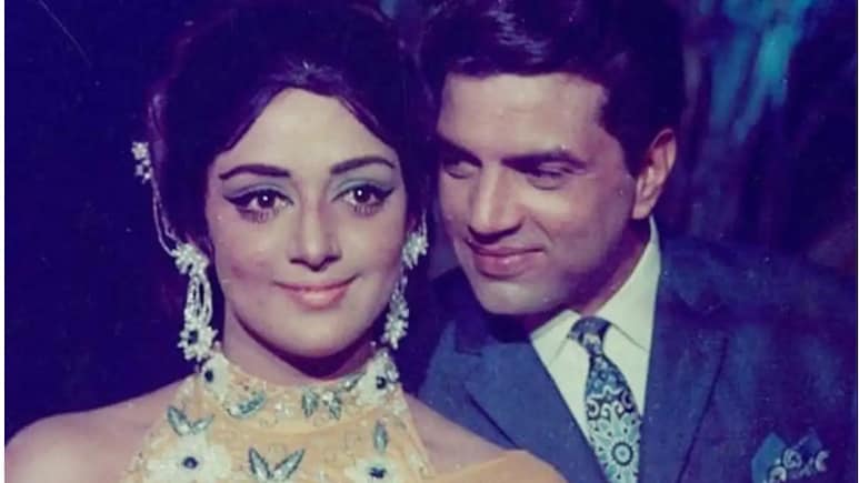 धर्मेंद्र- हेमा मालिनी के नाती को देख लोग हुए इमोशनल, अहाना देओल के बेटे को देख फैंस बोले- इसमें तो नाना हीमैन की झलक दिखती है