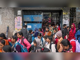 यूपी के इन जिलों में बढ़ाई गई स्कूलों की छुट्टियां, जानें किन राज्यों में खुल गए स्कूल