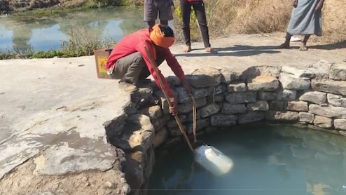 कोरिया में कुएं का गंदा-बदबूदार पानी पीकर जी रहे लोग, बीमार होने पर भी नहीं कोई दूसरा विकल्प