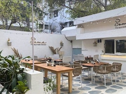 This Hospital Cafe In Delhi Serves Momos, Pizza, Golgappe - All With An Ayurvedic Twist