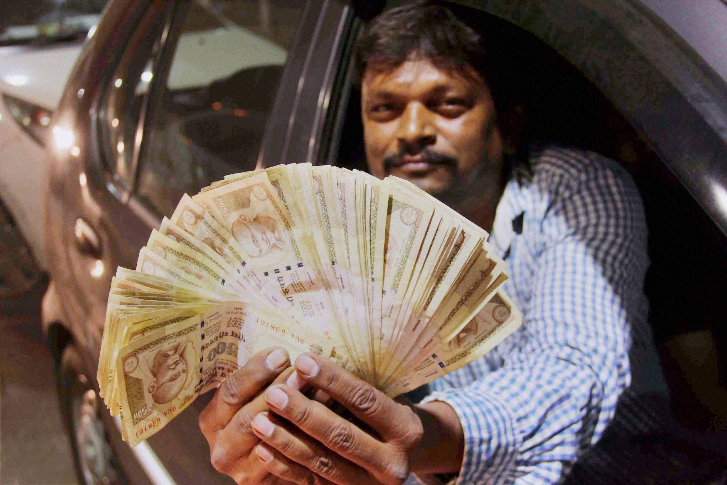 Income Tax Department Identifies Another 5.56 Lakh Individuals With Suspicious Deposits