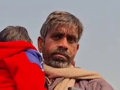 गाजीपुर के दर्जनों गांव में फैली रहस्यमयी बीमारी, 40 से 50 बच्चे हुए मानसिक और शारीरिक रूप से दिव्यांग!