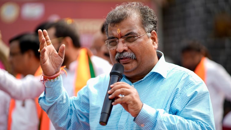 Latur News : 'विलासरावांच्या आठवणी लातूरमधून पुसल्या जातील,' भाजपा प्रदेशाध्यक्षांचं काँग्रेसला थेट चॅलेंज