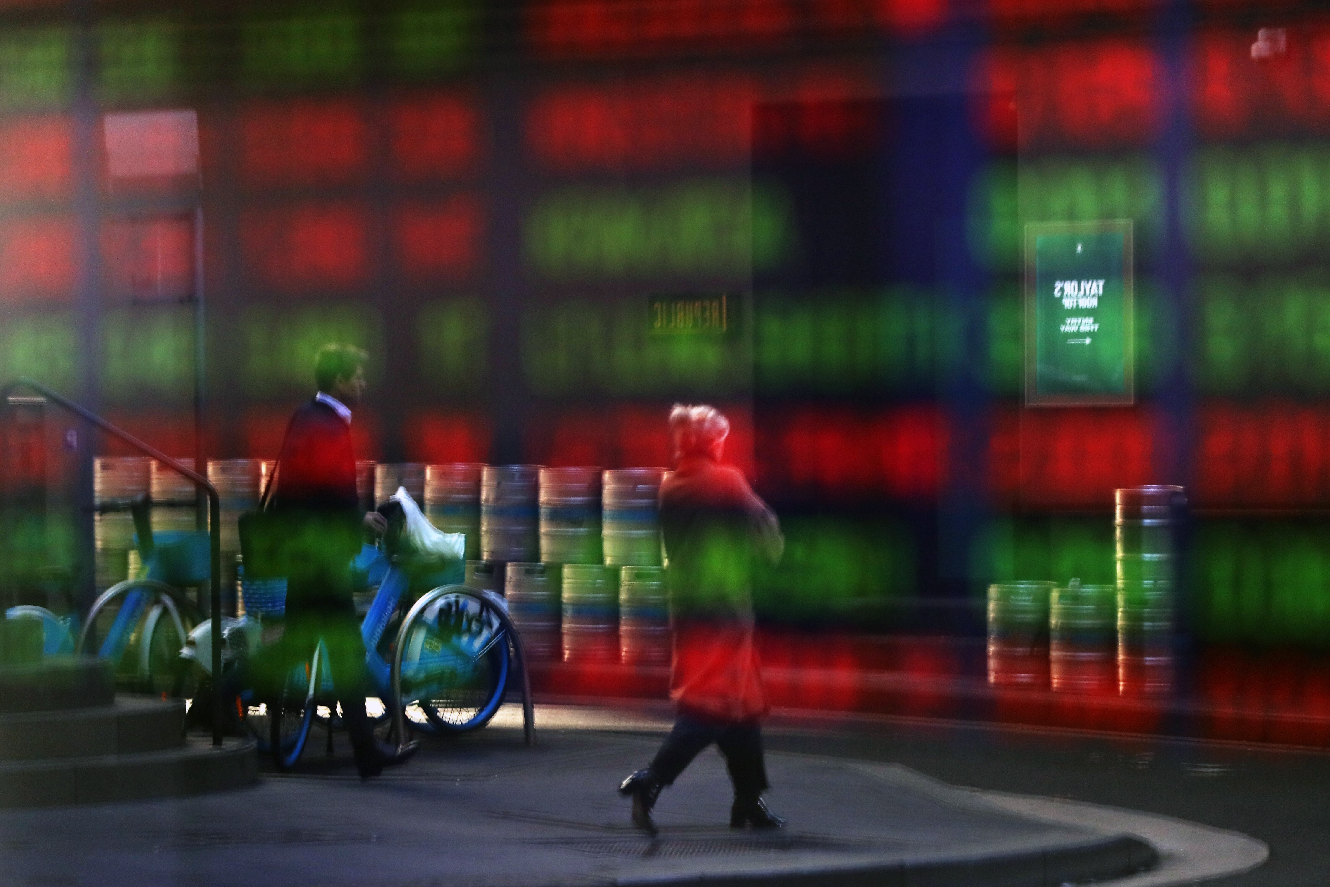 Asian Stocks Edge Up At Open, Bitcoin In Focus: Markets Wrap
