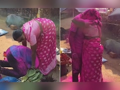 सब्ज़ी बेचने वाली मां को बेटे ने दी CRPF में सिलेक्शन की खबर, फिर जो हुआ, देखकर कोई भी रो पड़ेगा