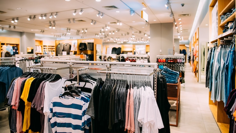 Vishal Mega Mart Q2 Results: Profit Rises Nearly 4%, Margin Narrows; Stock Plunges 7%