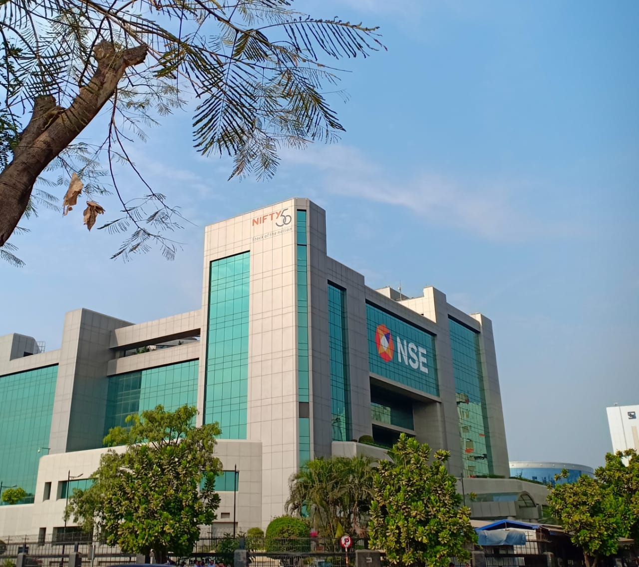 Sensex, Nifty Fall For Second Day After RBI Holds Rates