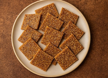 Make Authentic Gud-Til Papdi At Home In Just A Few Steps