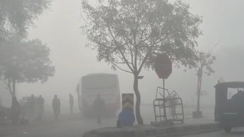 फतेहपुर में पारा -3.4 डिग्री पहुंचा, शीतलहर और कोहरे ने बढ़ाई परेशानी; लोग घरों में कैद