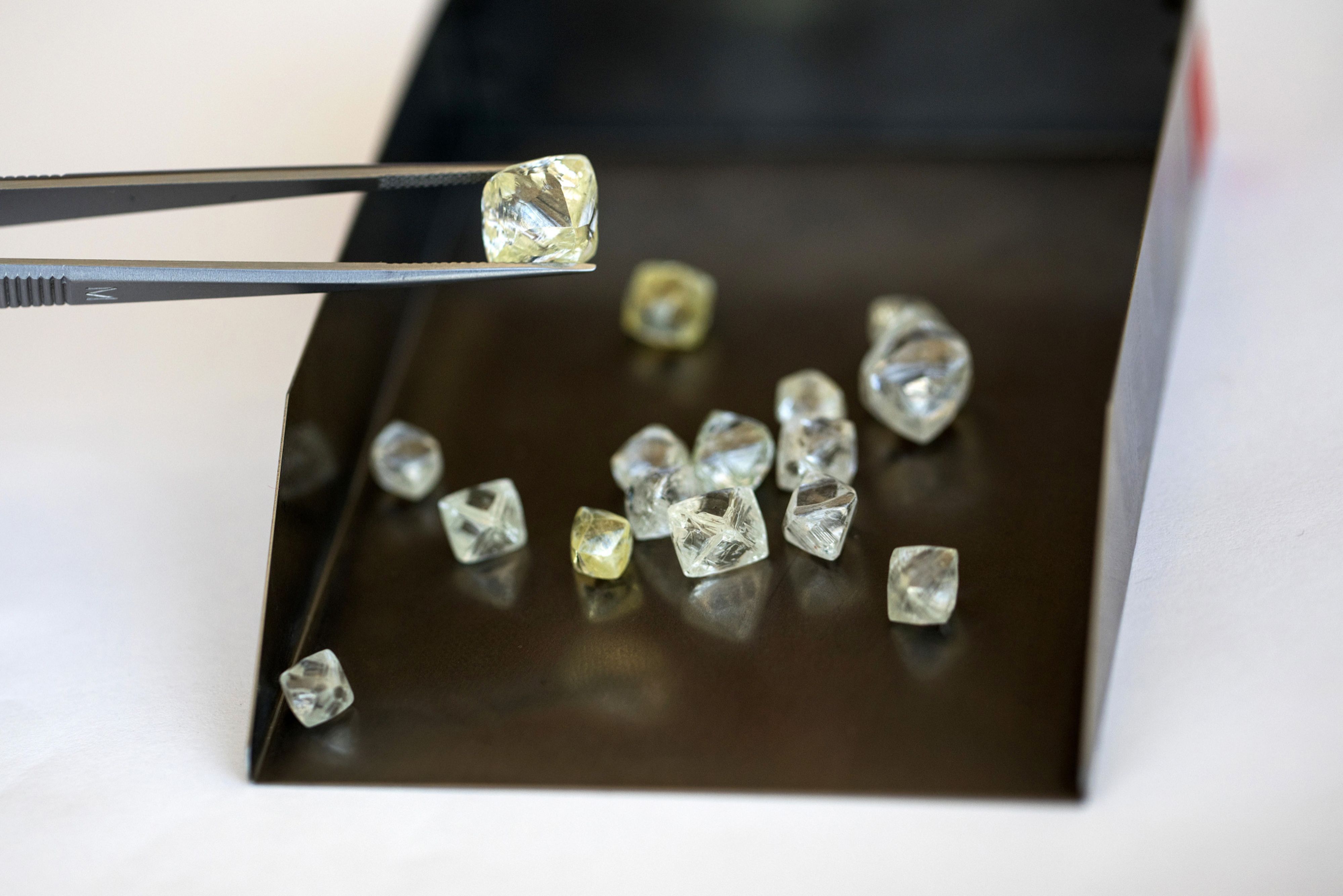 Top Stock Picks, Investment Strategy For September - Style Rotation Holds The Key: Axis Securities