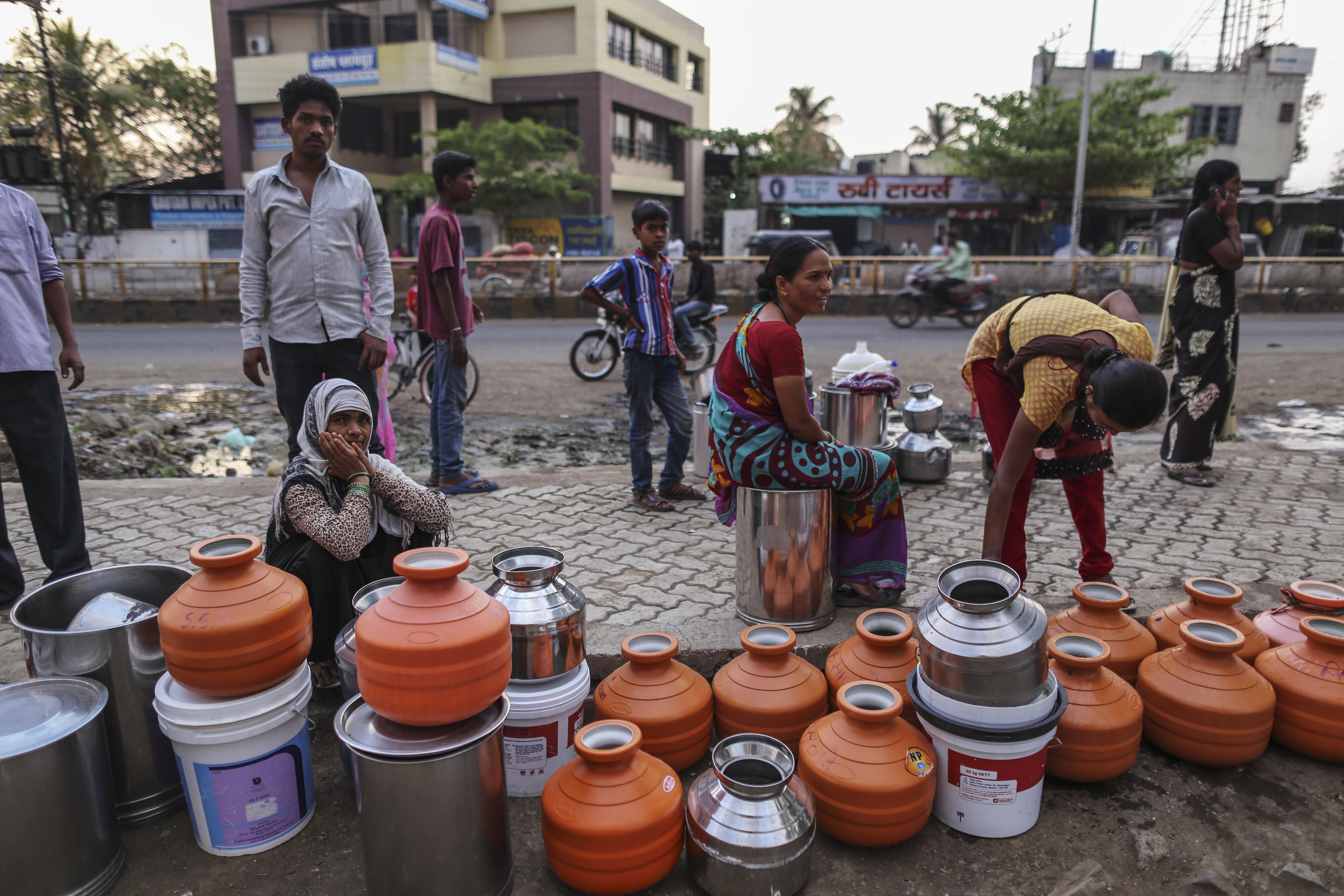 Bengaluru, Delhi Among  21 Cities To Run Out Of Groundwater By 2020
