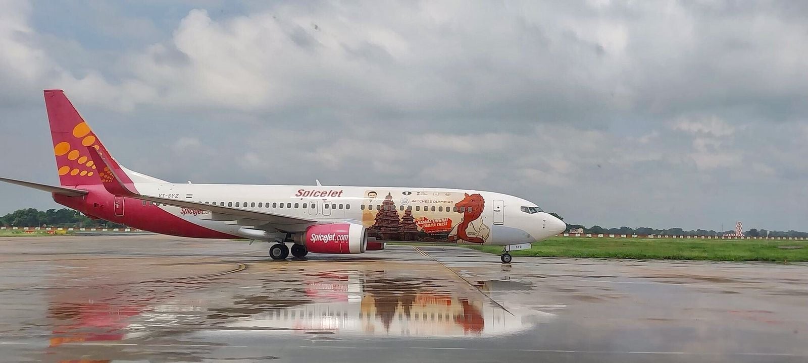 SpiceJet Lessors Ask DGCA For Deregisteration Of Four Boeing 737-8