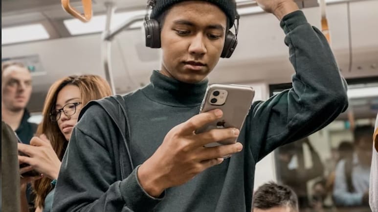 Are You Dead? नाम का App चीन में हुआ वाायरल, हर कोई कर रहा है इंस्टॉल, जानिए ऐसा क्या है इसमें