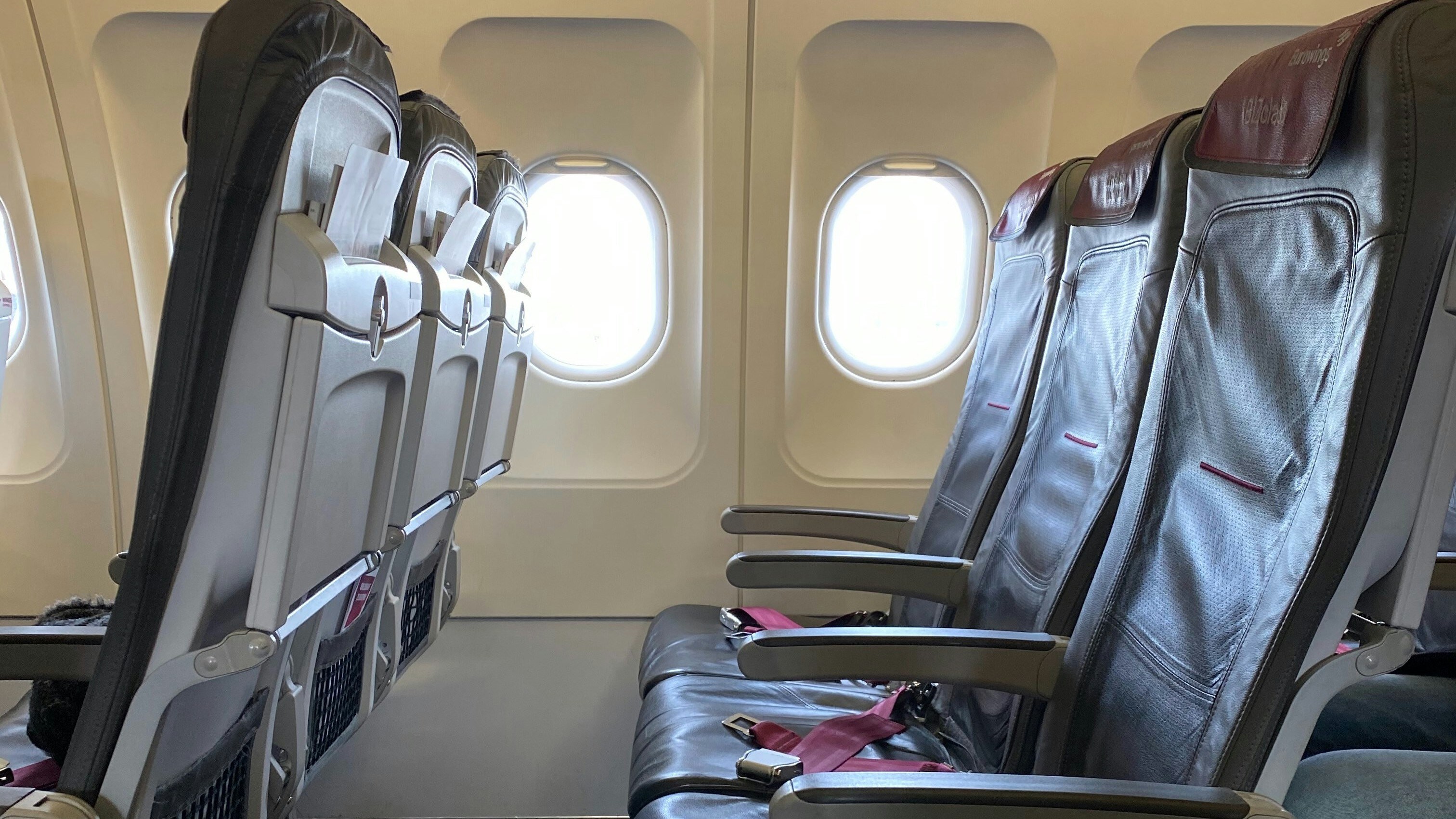 Air India Crash Aftermath: Fresh Bookings Plunge 35%, Travelers Face Uncertainty And Delays