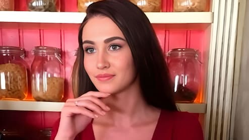 Crime News: एअरहॉस्टेसची दुबईत हत्या, कात्रीने 15 वार करत क्रूरपणे संपवलं; तरुणीने हत्येचं आधीच केलेलं भाकित